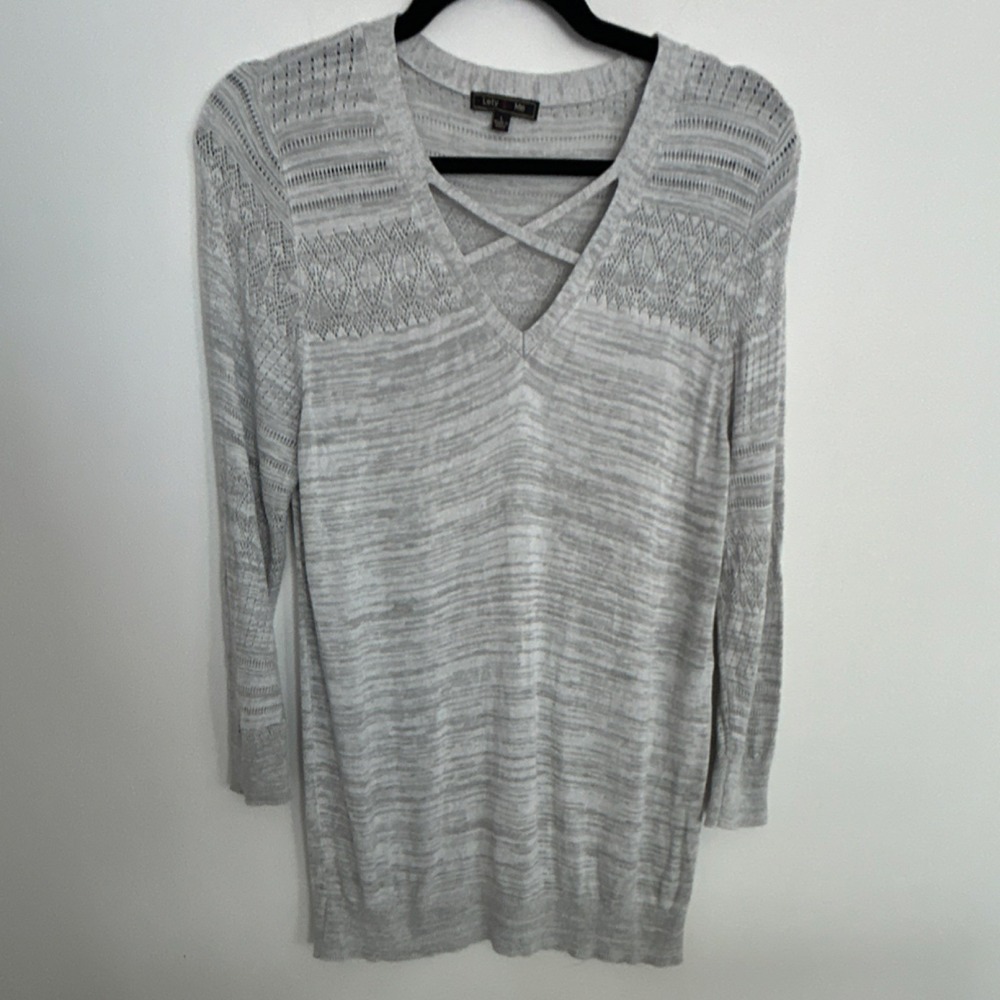 Lety & Me Women's Knit‎ Pullover Sweater Criss Cross Neck Gray Lightweight L